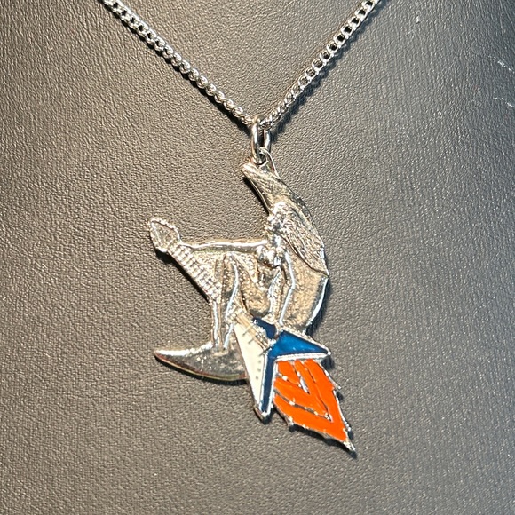 *RARE* Deadstock Vintage Guitar Babe Necklace - Picture 2 of 3